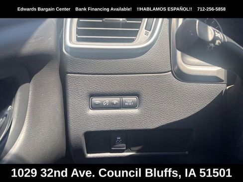 Used 2016 Nissan Murano S AWD/4WD image 15