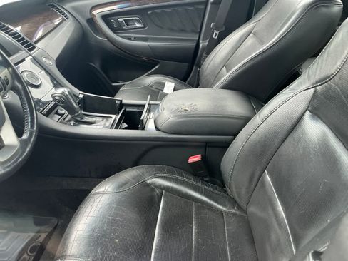 Used 2014 Ford Taurus Limited w/ Equipment Group 301A FWD image 24