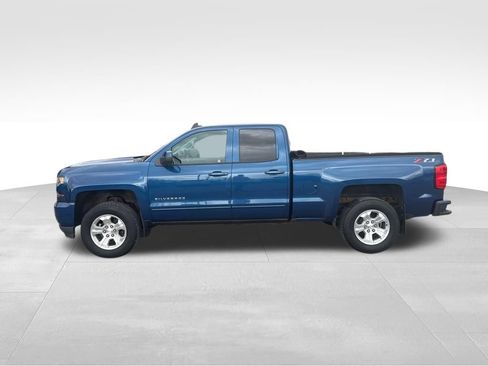 Used 2019 Chevrolet Silverado 1500 LT w/ All Star Edition image 2