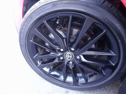 Used 2022 Toyota Camry XSE image 33