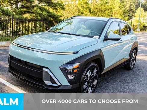 Used 2024 Hyundai Kona SEL FWD image 2