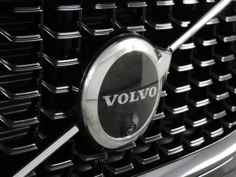 Certified 2023 Volvo XC60 B5 Ultimate AWD/4WD image 27