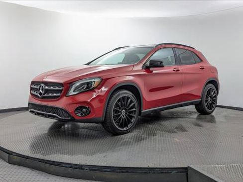 Used 2018 Mercedes-Benz GLA 250 4MATIC image 2