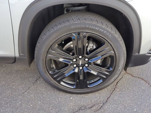 Used 2024 GMC Acadia Elevation w/ Black Edition image 39