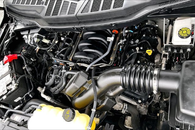Used 2025 Ford F150 Lariat w/ Equipment Group 501A Mid AWD/4WD image 37