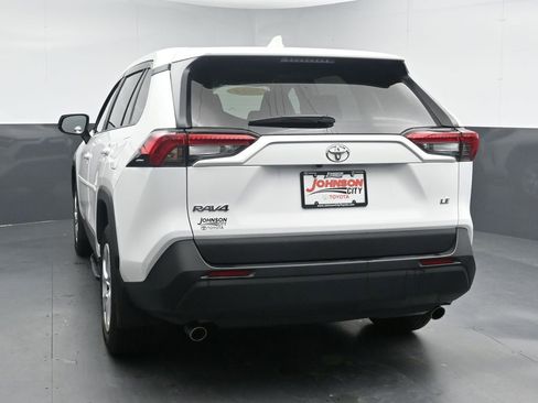 Used 2024 Toyota RAV4 LE FWD image 6