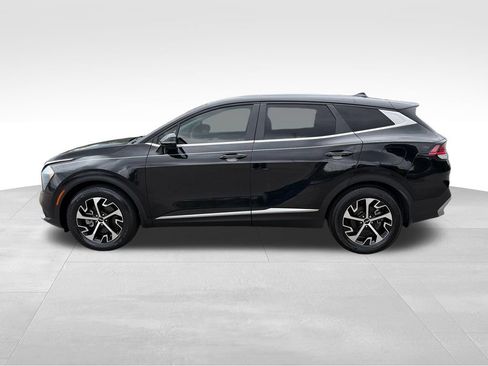 Used 2023 Kia Sportage EX FWD image 2