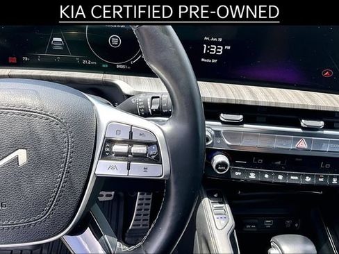 Used 2023 Kia Telluride SX Prestige AWD/4WD image 17