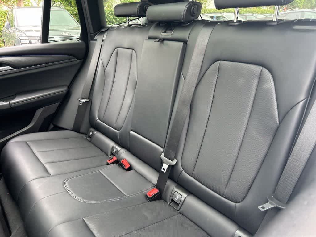 Used 2023 BMW X3 sDrive30i w/ Convenience Package RWD image 5
