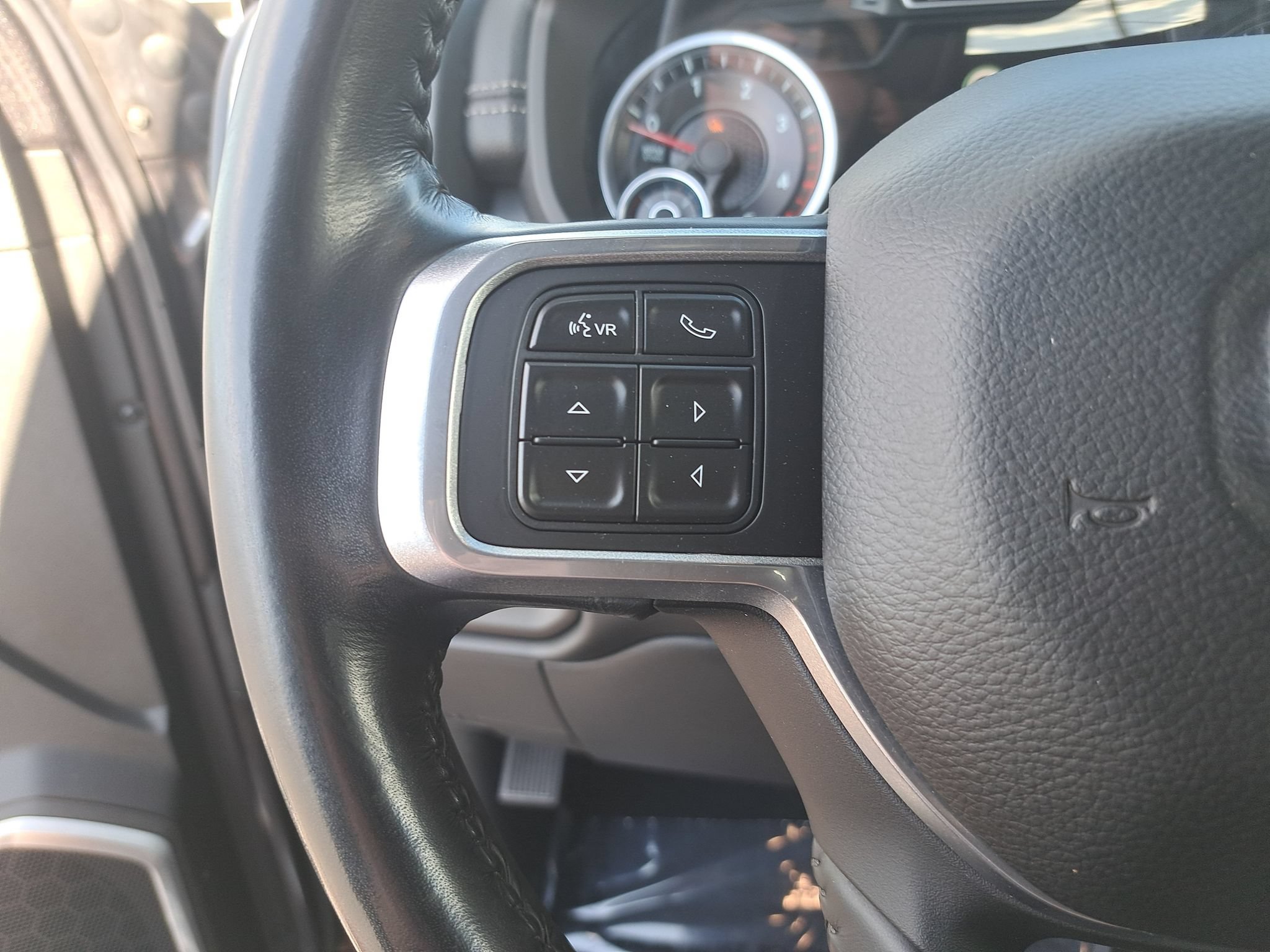 Used 2020 RAM 3500 Laramie w/ Night Edition AWD/4WD image 17