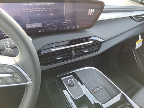 New 2026 Buick Enclave Preferred w/ Power Package image 20