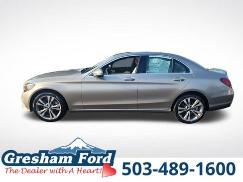 Used 2019 Mercedes-Benz C 300 4MATIC Sedan image 3