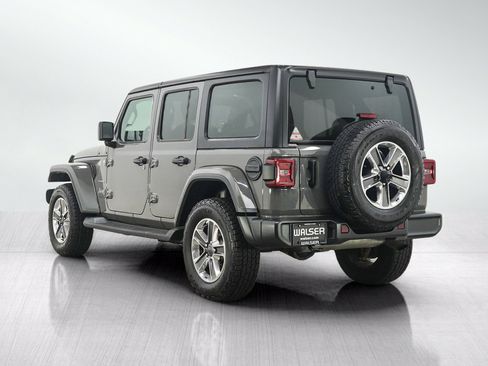 Used 2021 Jeep Wrangler Unlimited Sahara w/ Uconnect 4C Nav & Sound Group AWD/4WD image 3
