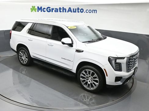 Used 2025 GMC Yukon Denali image 3