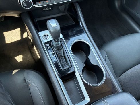 Used 2024 Nissan Altima 2.5 SV image 41