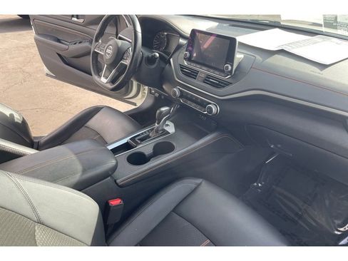 Used 2019 Nissan Altima 2.5 SR w/ SR Premium Package FWD image 18