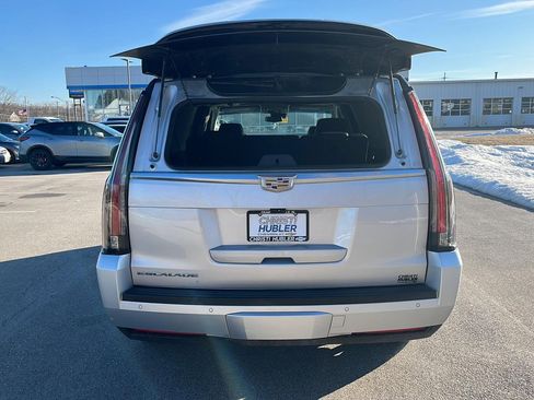 Used 2020 Cadillac Escalade ESV Luxury image 6