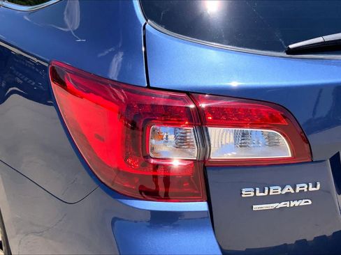 Used 2019 Subaru Outback 3.6R Limited w/ Popular Package #2 AWD/4WD image 27