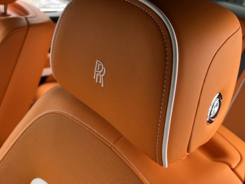 Used 2022 Rolls-Royce Cullinan image 40