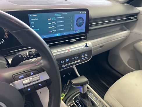 Used 2024 Hyundai Kona SEL FWD image 19