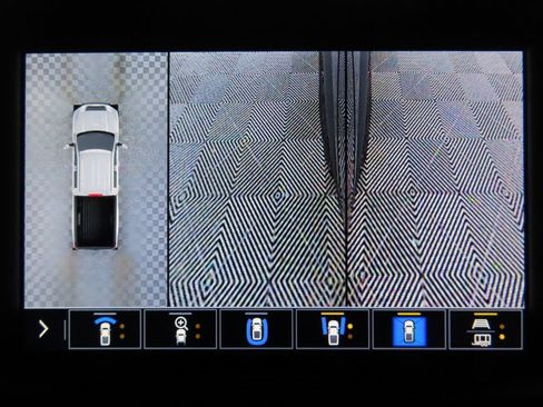 Used 2021 GMC Sierra 2500 Denali w/ Denali Black Diamond Edition image 20