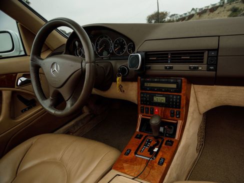 Used 2000 Mercedes-Benz SL 500 image 25