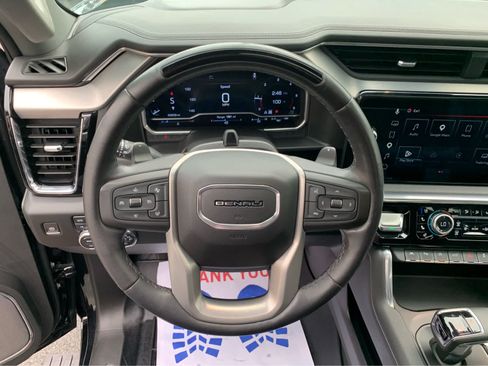 Used 2023 GMC Sierra 1500 Denali w/ Technology Package AWD/4WD image 15
