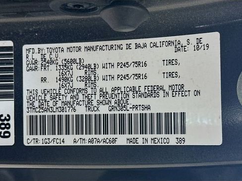 Used 2020 Toyota Tacoma SR5 image 30