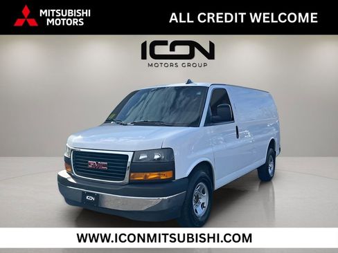 Used 2019 GMC Savana 2500 w/ Driver Convenience Package image 1