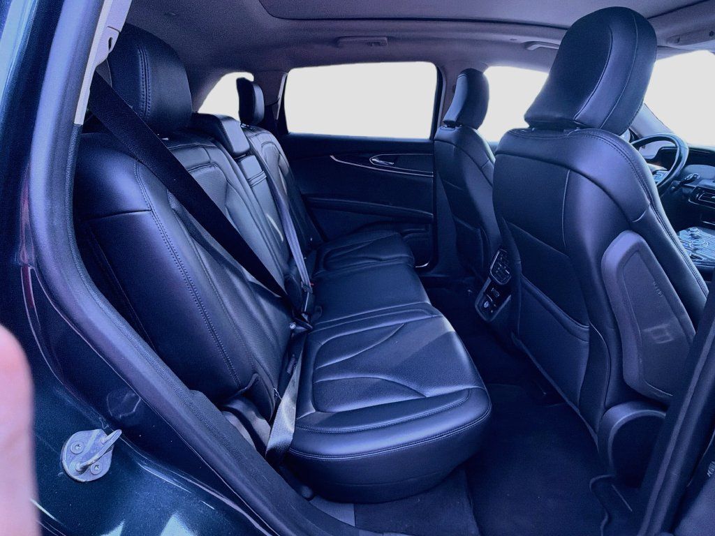 Used 2023 Lincoln Nautilus Reserve AWD/4WD image 26