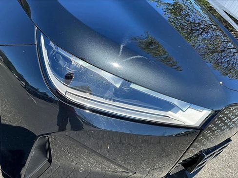 Used 2023 BMW iX xDrive50 w/ Premium Package image 26