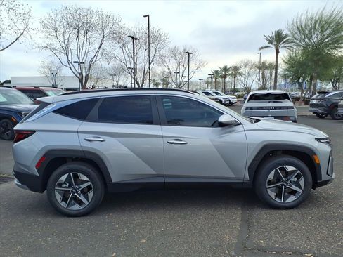 New 2026 Hyundai Tucson SEL image 3