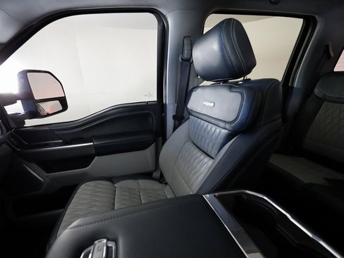 Used 2023 Ford F450 Limited w/ FX4 Off-Road Package image 47