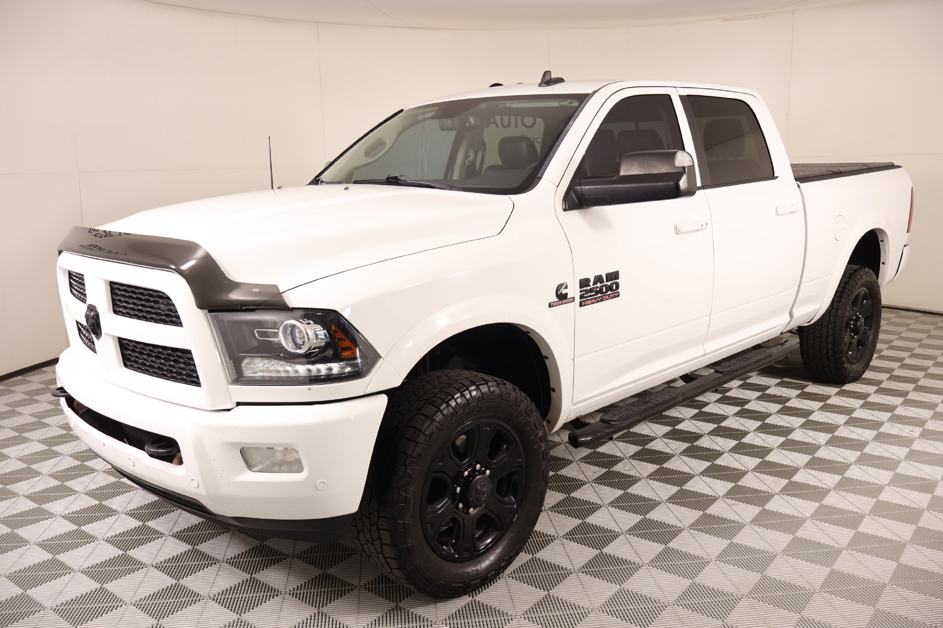 Used 2016 RAM 2500 Laramie w/ Sport Appearance Group AWD/4WD image 11