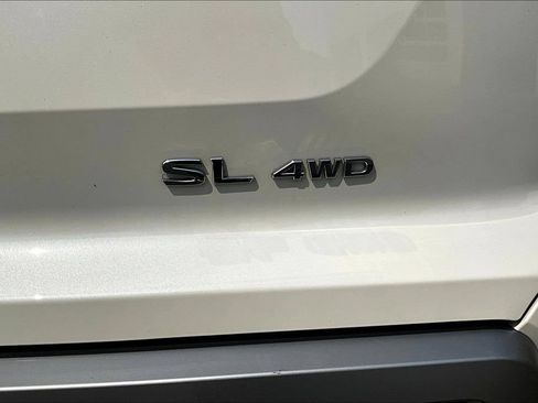 Used 2024 Nissan Pathfinder SL w/ SL Premium Package AWD/4WD image 24