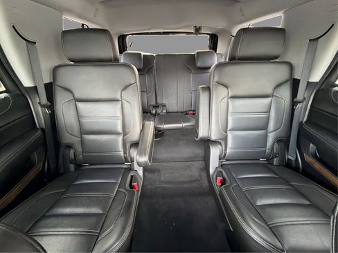Used 2019 GMC Yukon Denali w/ Denali Ultimate Black Edition AWD/4WD image 36