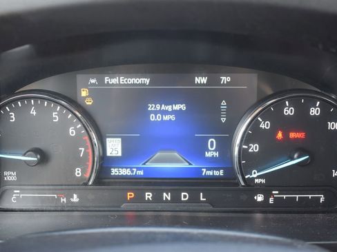 Used 2023 Ford Explorer XLT w/ Equipment Group 202A image 11