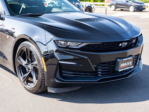 Used 2023 Chevrolet Camaro SS RWD image 6