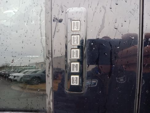 Used 2020 Ford F350 Lariat w/ Lariat Ultimate Package image 16