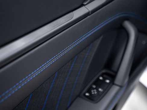 New 2026 Porsche 911 Carrera T image 24