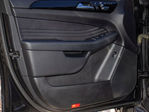 Used 2018 Mercedes-Benz GLE 43 AMG 4MATIC Coupe w/ Premium 3 Package image 10