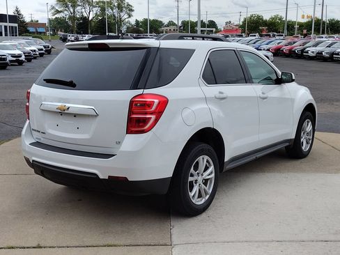 Used 2017 Chevrolet Equinox LT w/ Convenience Package AWD/4WD image 5