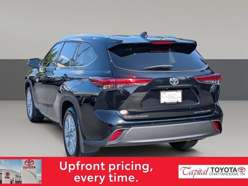 Used 2021 Toyota Highlander Limited AWD/4WD image 5