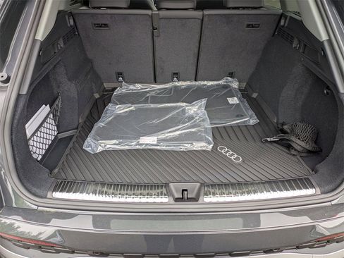 New 2025 Audi Q5 Premium image 33