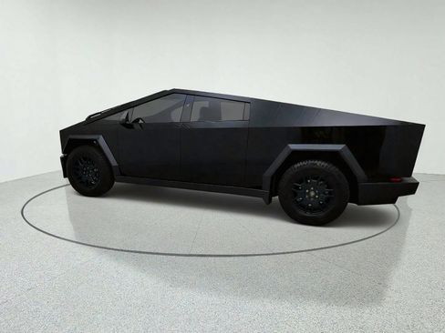 Used 2025 Tesla Cybertruck 2WD Crew Cab image 13