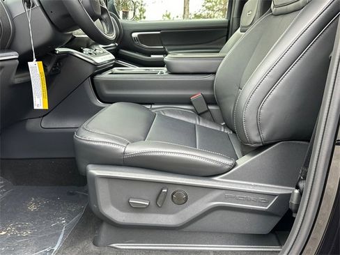 New 2025 Ford Expedition Max Platinum w/ Stealth Appearance Package image 9