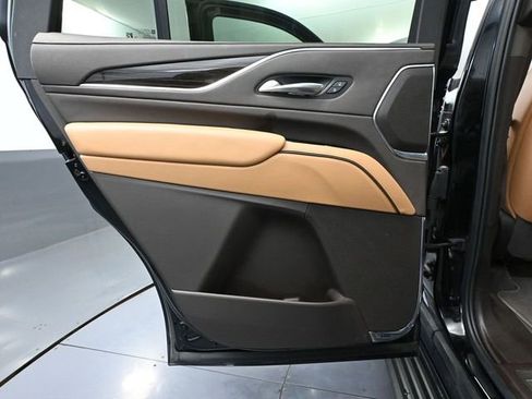 Used 2022 Cadillac Escalade Premium Luxury w/ Touring Package image 41