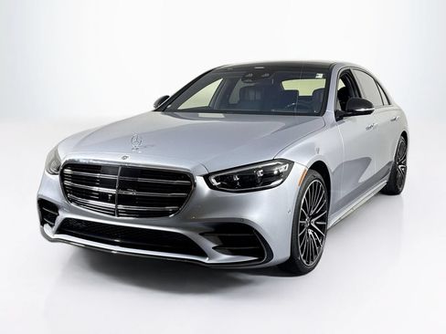 Used 2023 Mercedes-Benz S 500 4MATIC image 1