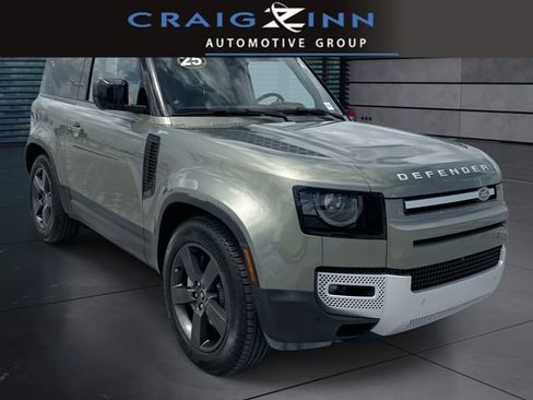 Used 2025 Land Rover Defender 90 S image 1