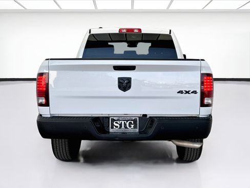 Used 2024 RAM 1500 Warlock AWD/4WD image 5